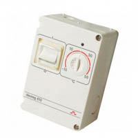 Терморегулятор электронный c защитой IP44 DEVIreg 610